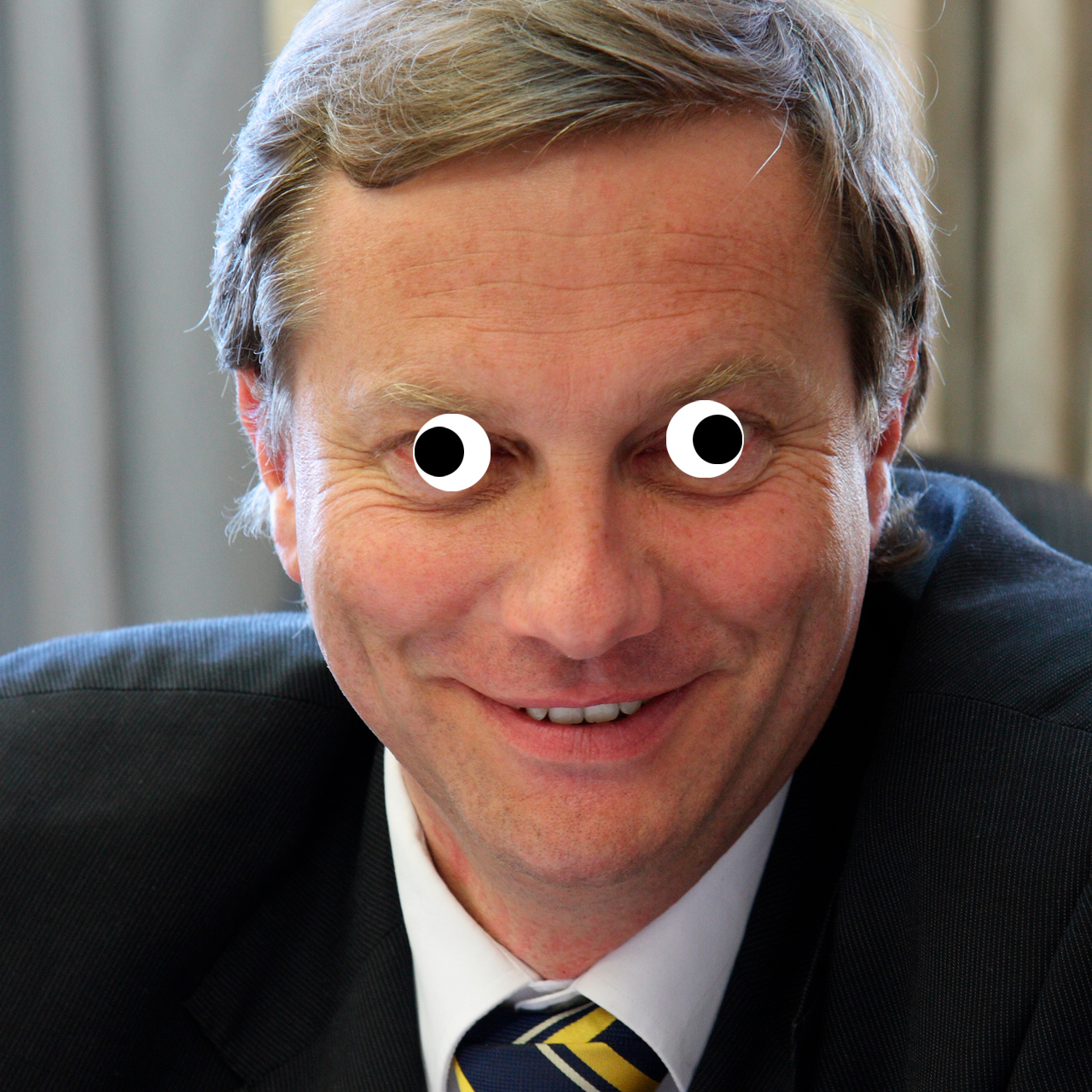 José_Antonio_Kast_puppet